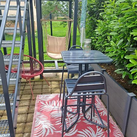 Studio Cosy Spacieux Lumineux Avec Terrasse Vezelois Exteriör bild