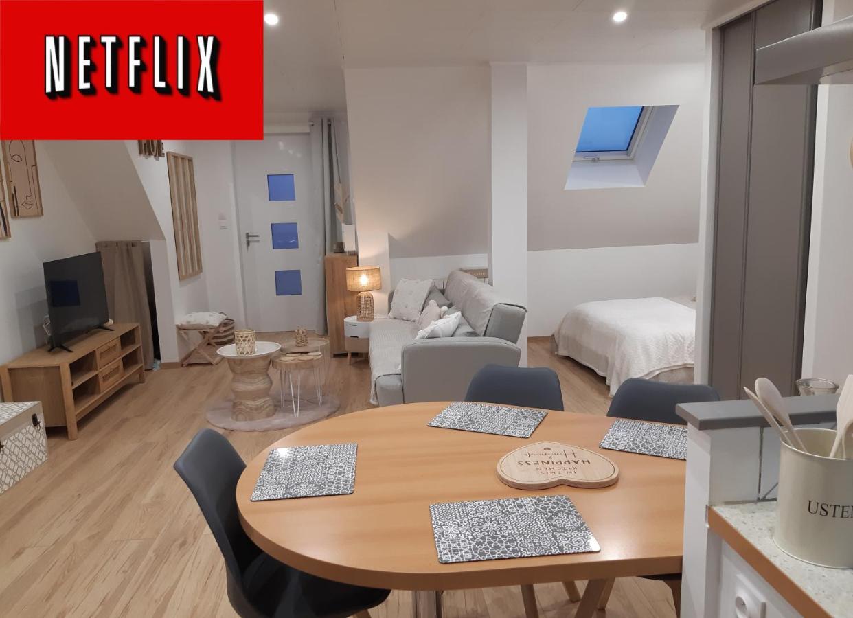 Studio Cosy Spacieux Lumineux Avec Terrasse Vezelois Exteriör bild